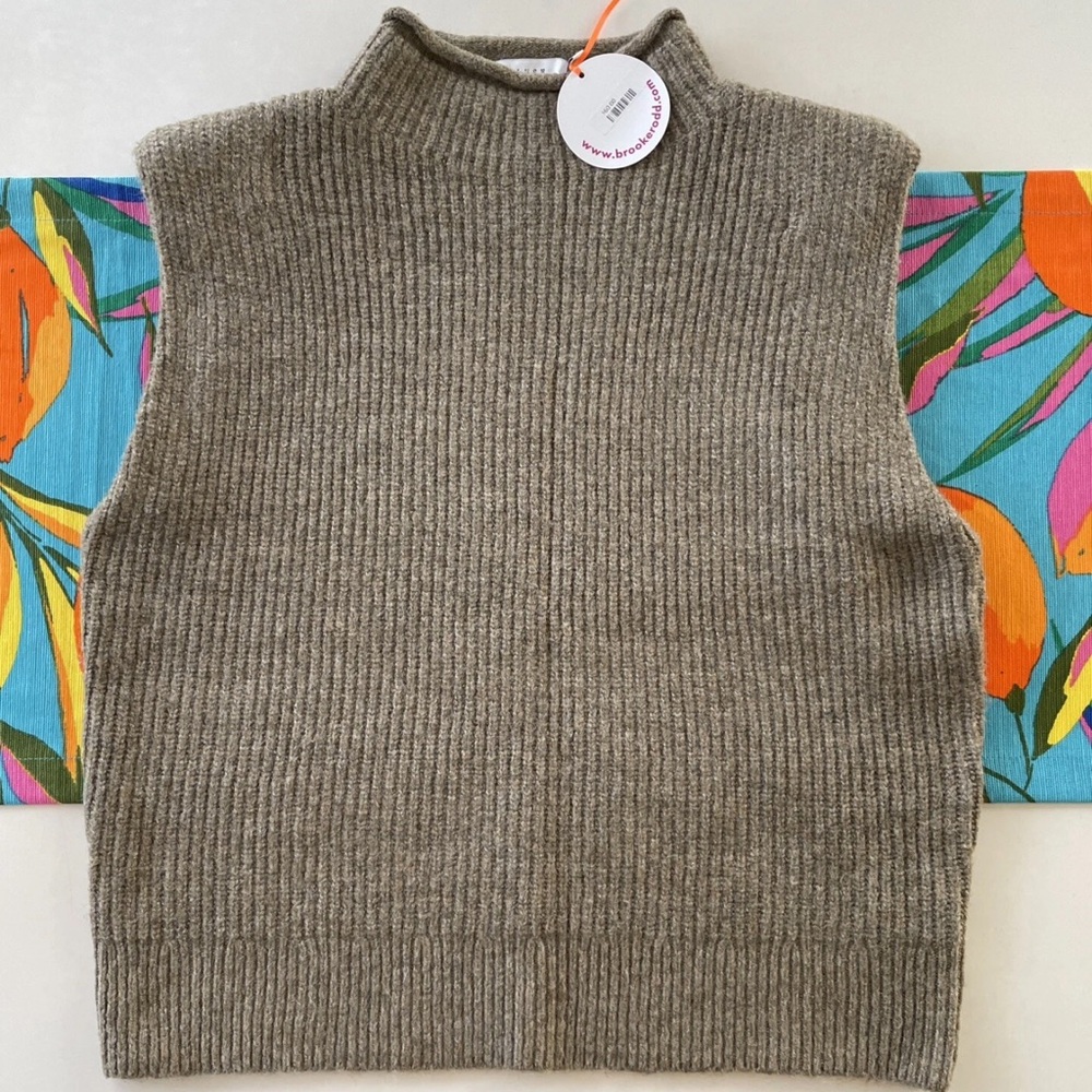 Lush Sleeveless Mockneck Shoulder Pad Sweater Vest Taupe Medium